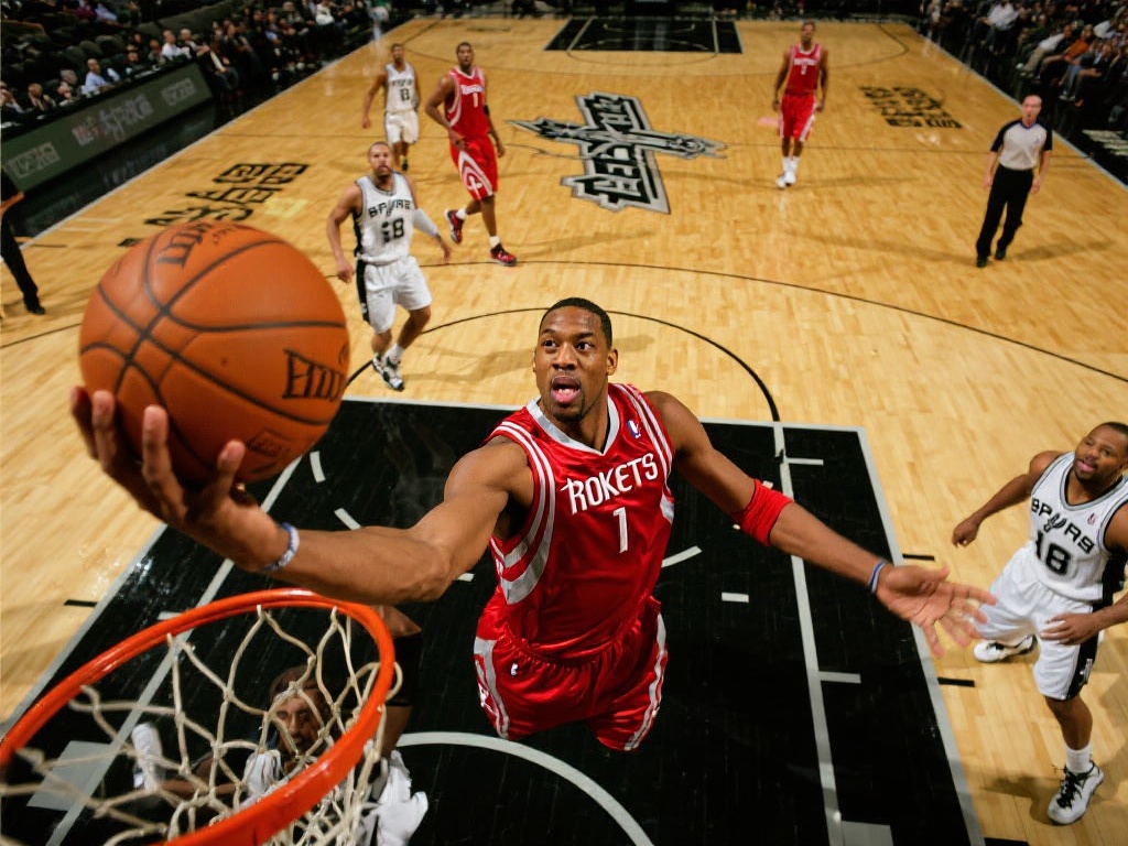 深度解析必赢bwin体育麦迪职业生涯经典比赛瞬间 篮球历史上充满了各种神奇时刻,但麦迪2004年对阵